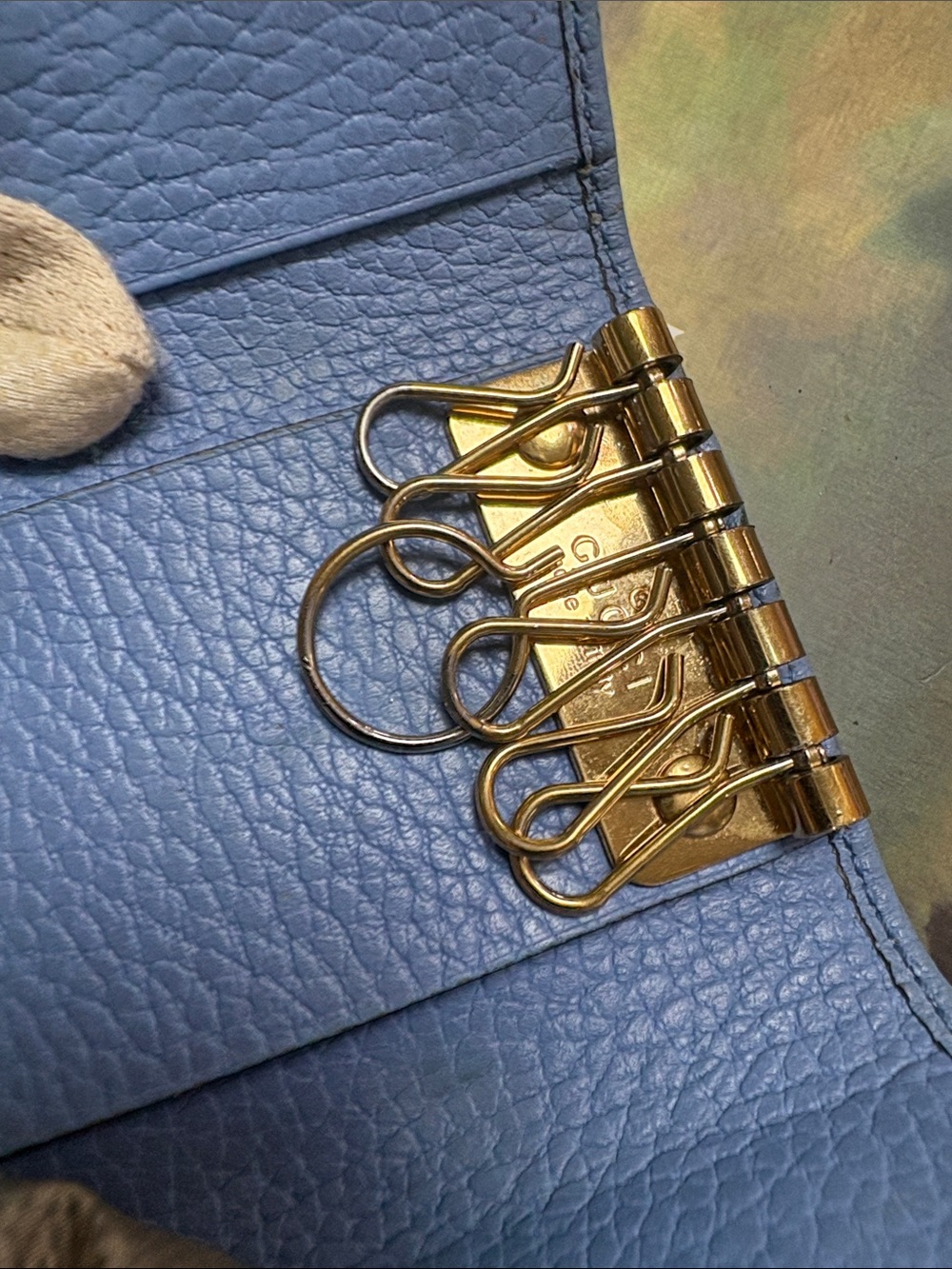 Gucci💙SkyBlue Pebbled Leather Key-holder Wallet W/Double G Gold -GUC - Picture 4 of 12